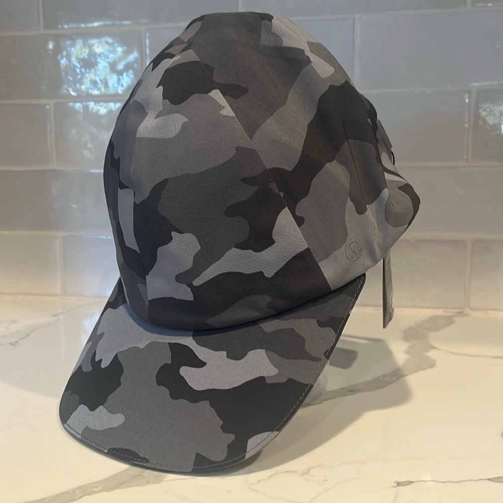 Lululemon Fast & Free Run Hat NWT